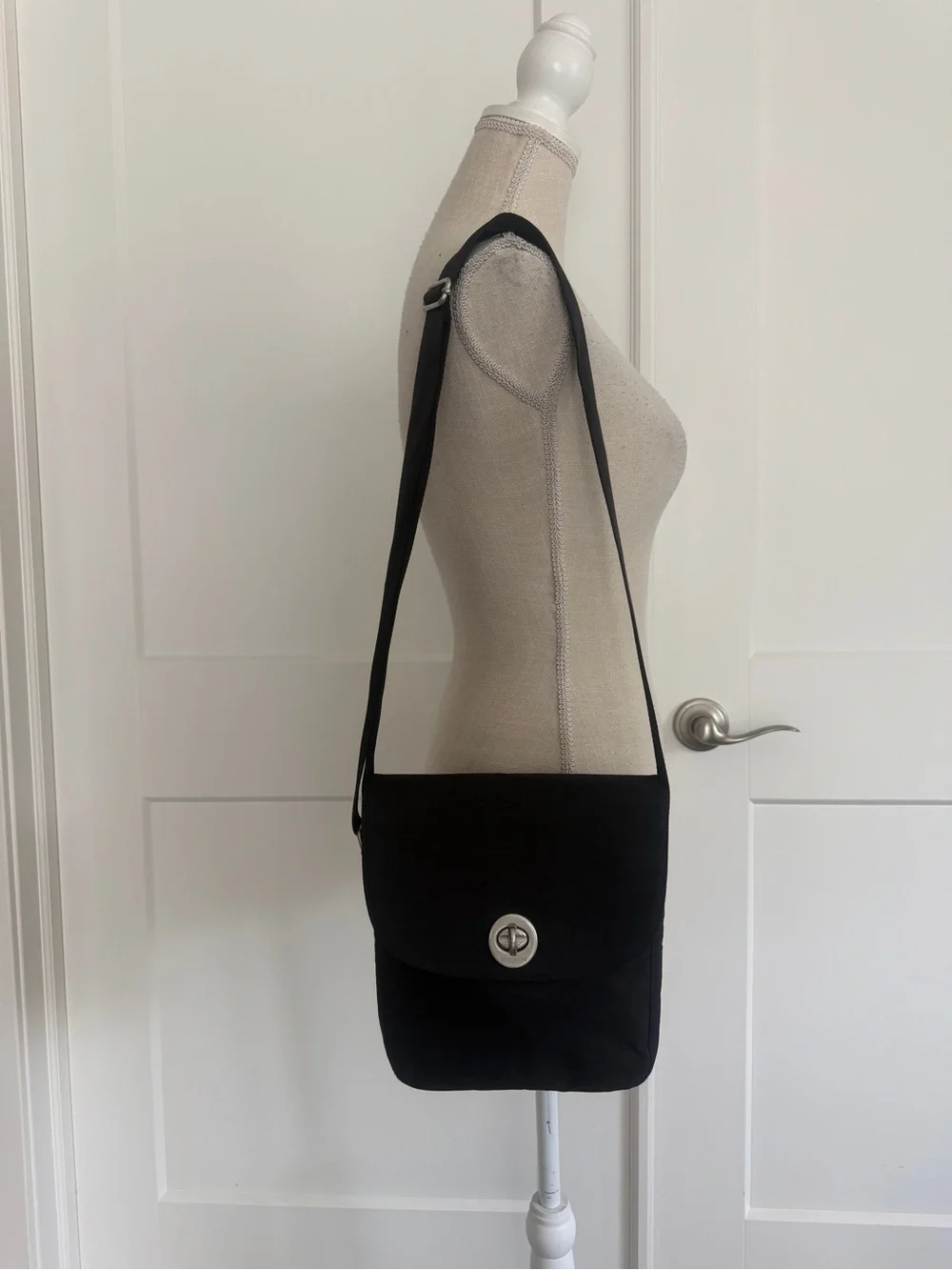 Baggallini bagillini sleek